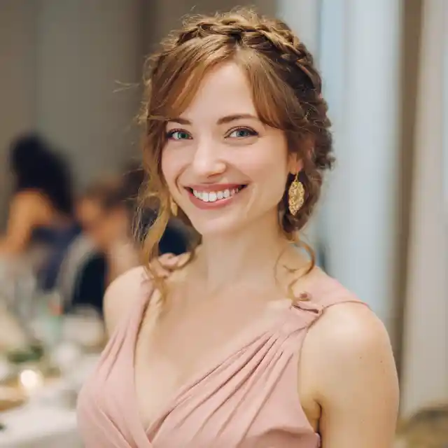 During My Wedding, My 7-Year-Old Daughter Tearfully Said, 'Mom, Look at Daddy's Arm! I Don't Want a New Daddy!' – What I Saw Left Me in Pure Shock