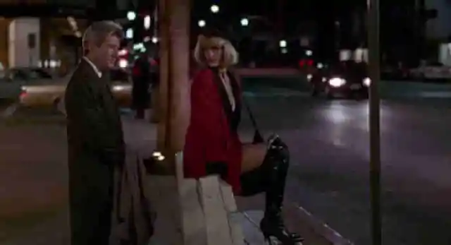 8. The famous red coat that Vivian wears throughout the film was actually a $30 jacket taken from a movie usher the director met before filming started.