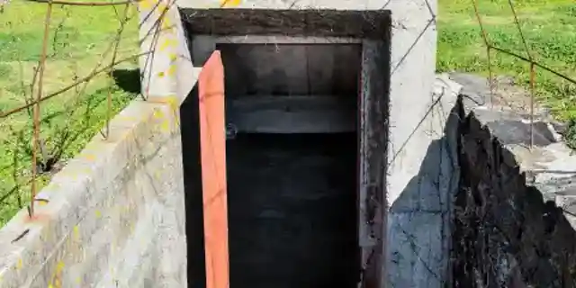My Grandma Kept the Basement Door Locked for 40 Years – What I Found There After Her Death Completely Turned My Life Upside Down