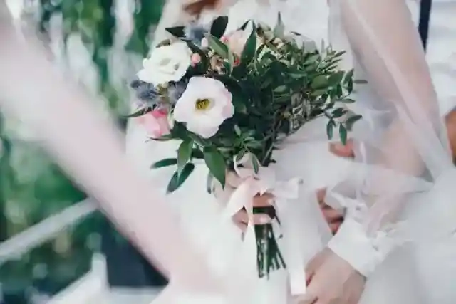 I Married the Girl Who Teased My Braces and Made My Life Miserable in High School – Her Sudden Announcement at the Altar Made My Mother Collapse