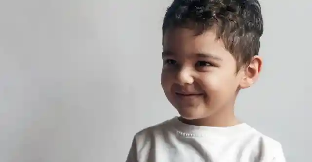 Four-Year-Old Spots Vehicle Linked to Amber Alert, Dad Detained