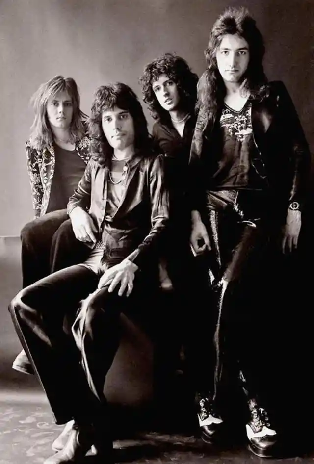 Queen, 1974