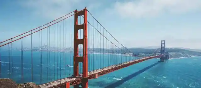 In quale città della California si trova il Golden Gate Bridge?