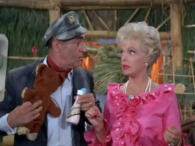 2. Natalie Schafer, Who Played Mrs. Howell While In Her 60s, Did Most Of Her Own Stunts