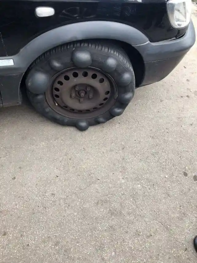 Bubbling Tires