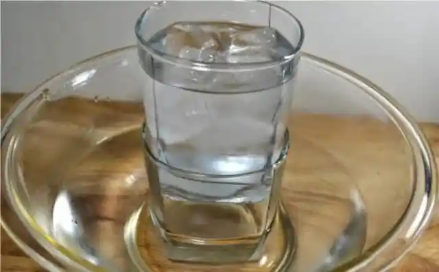 Easy Way To Pull Out Glass Cups