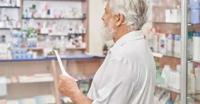 Pharmacy Rejects Homeless Veteran, Customer Takes a Stand