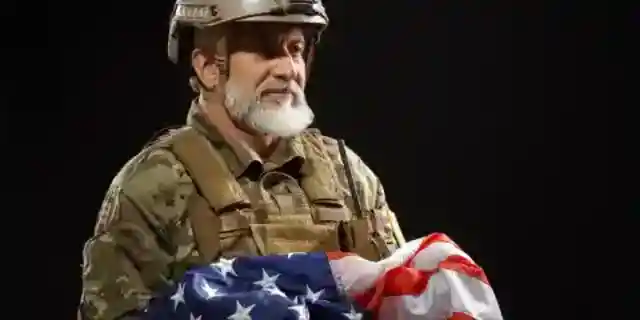 I Defended a Veteran Everyone Mocked at the Store – the Next Day, a Man in a Suit Walked Up to Me and Said, 'We Need to Talk About What You Did'