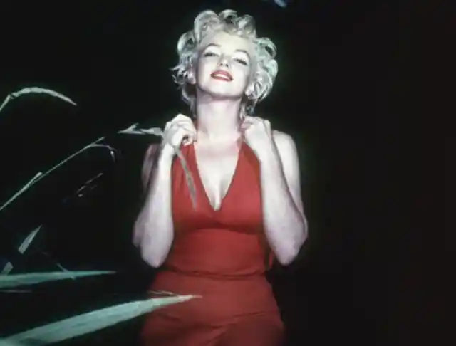 15. Marilyn Monroe – Curves and Confidence