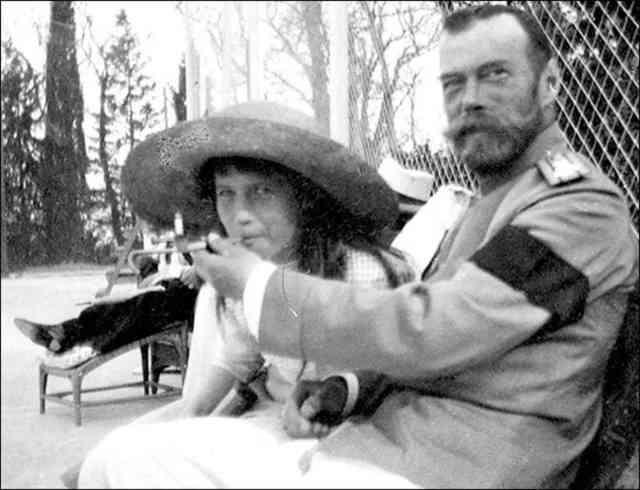 One of the Last Photos of Nicholas II and Daughter Anastasia