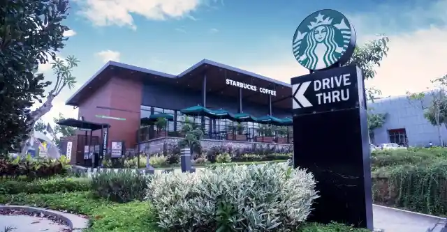 Officer Intervenes After Man Charges What Appears to Be Phones for 8+ Hours at Starbucks