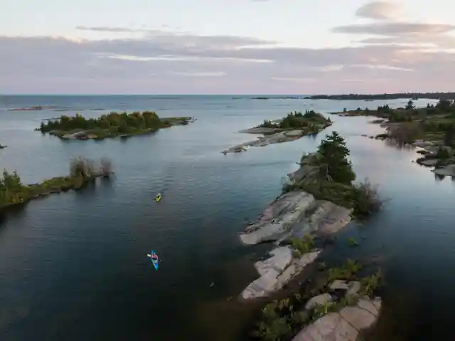 When did the United States and Britain fight for control over the Great Lakes? 