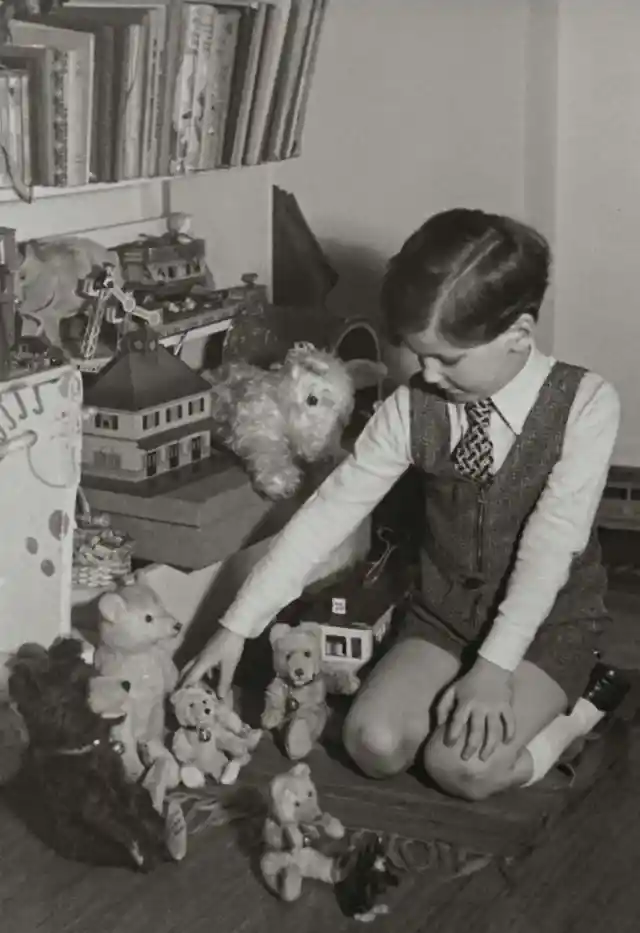 My Aunt Fought for Custody of My Brother — But I Knew Her True Motives