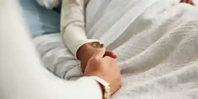 My Dad Abandoned My Mom When He Found Out About Her Cancer Diagnosis, Saying 'I'm Not a Nurse' – Ten Years Later, Karma Paid Him a Visit