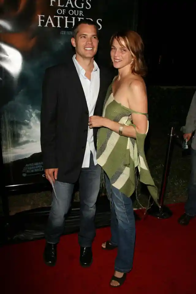 Timothy Olyphant & Alexis Knief