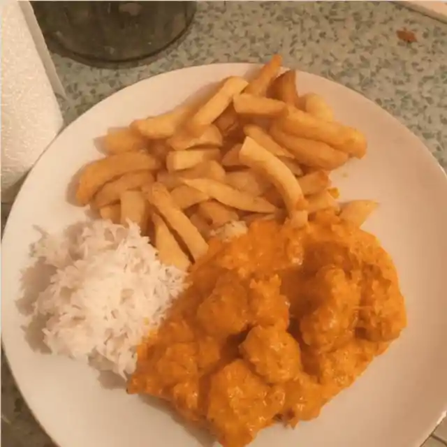 A Serving Of Curry With A Side Of Carbohydrates