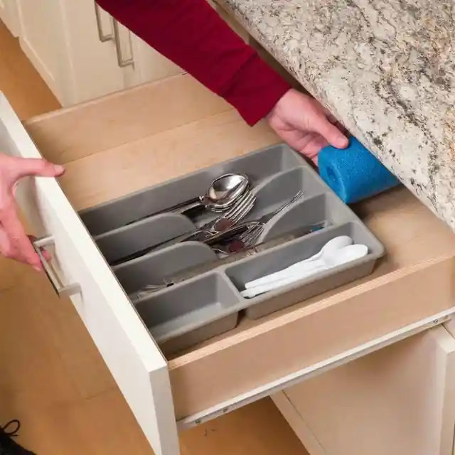 Secure Cutlery Organizers