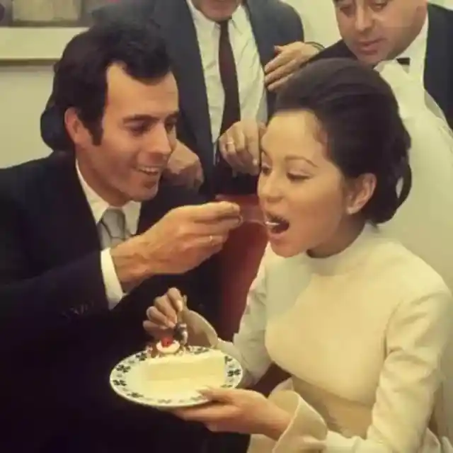 Julio Iglesias and Isabel Preysler (1971)