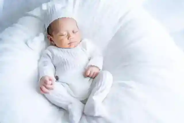 My Sister Wouldn't Let Me Hold Her Newborn for Three Weeks Because of 'Germs' – When I Learned the Real Reason, I Broke Down