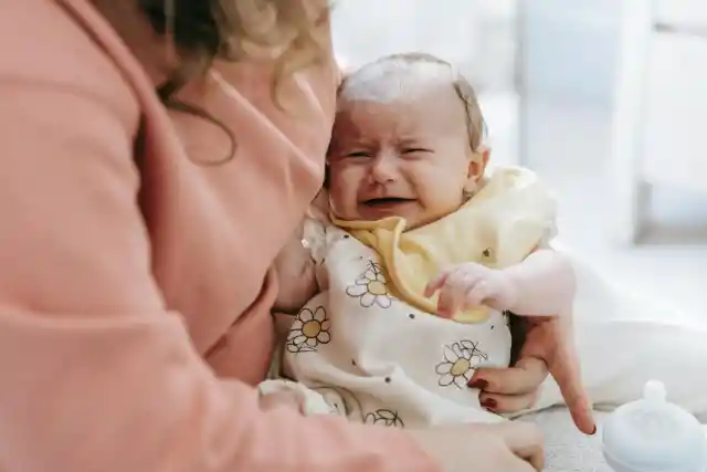 My Newborn Was Screaming in the ER When a Man in a Rolex Said I Was Wasting Resources – Then the Doctor Burst Into the Room and Stunned Everyone