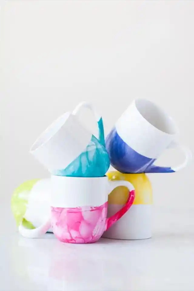 Beautifying Ceramic Mugs