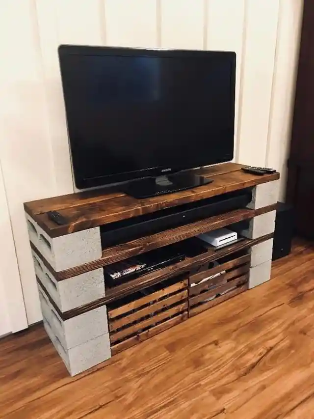 A Creative TV Stand with Cinder Blocks