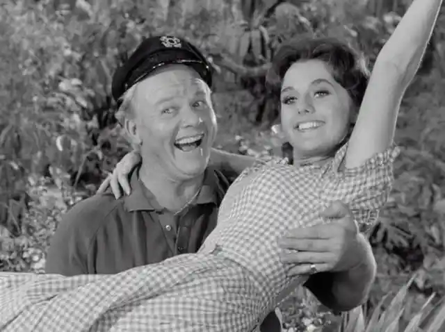 4. The Skipper, Actor Alan Hale Jr., Broke His Arm When He Fell Out Of A Coconut Tree
