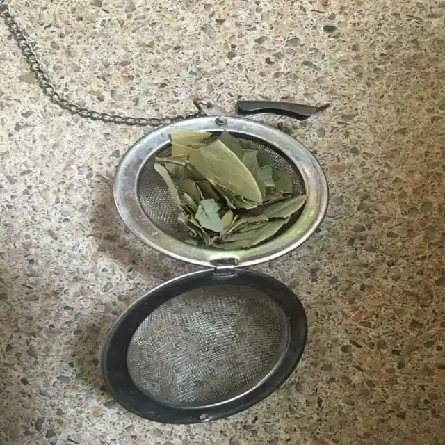 Save broken bits of bay leaves with a tea infuser