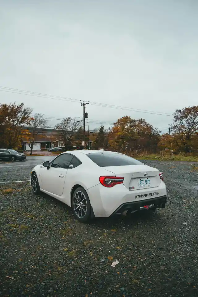 He Took Me on a Surprise Road Trip for Our Anniversary, But the Moment I Got Out of the Car, I Realized I Wasn’t the Reason — Story of the Day