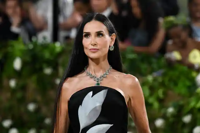 Demi Moore, 63, Flashes New Haircut at the Gucci FW26 Dinner, Sparking Buzz