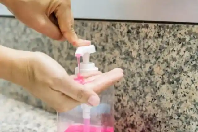 Rubber-Bands Will Save Your Hand Soap