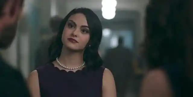 Camila Mendes