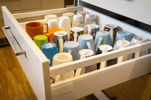 Space-Saving Cups Drawer