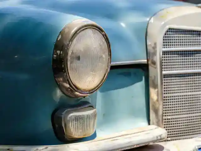 Cleaning headlights 101
