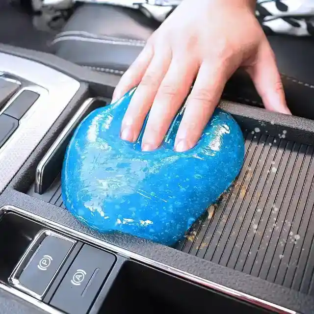 Cleaning the small details