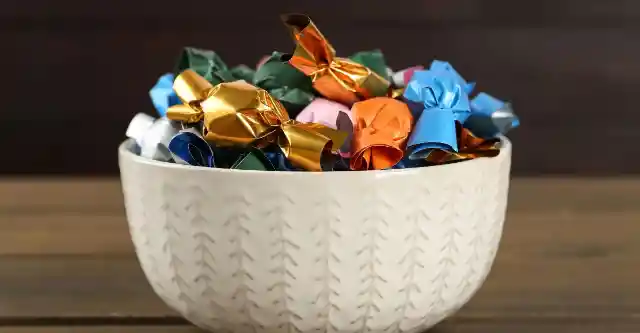 94-Year-Old Man Hands Out Candy to Kids, But When One Mom Follows Him, She Unravels a Disturbing Secret