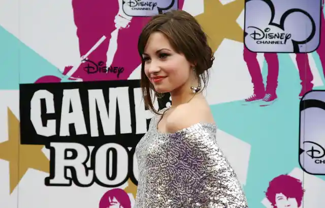 5 Former Child Stars Who Became Their Family’s Main Providers Early On