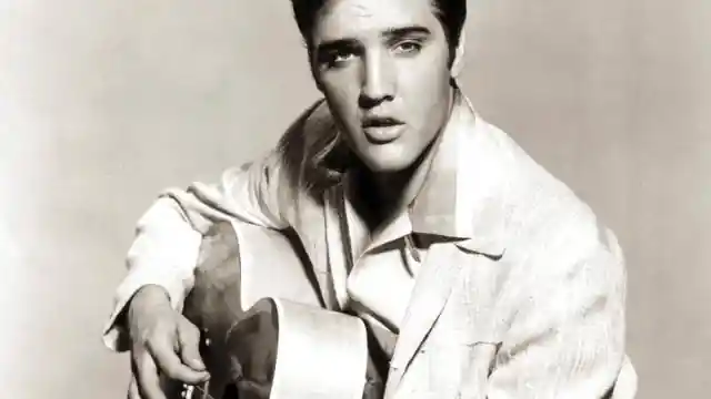 What was the name of Elvis Presley's lead guitarist in his classic quartet?