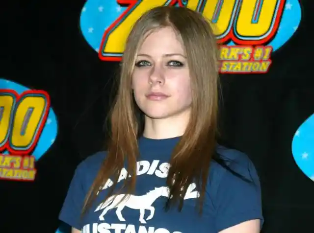 Avril Lavigne Was Replaced By A Look-Alike In 2003