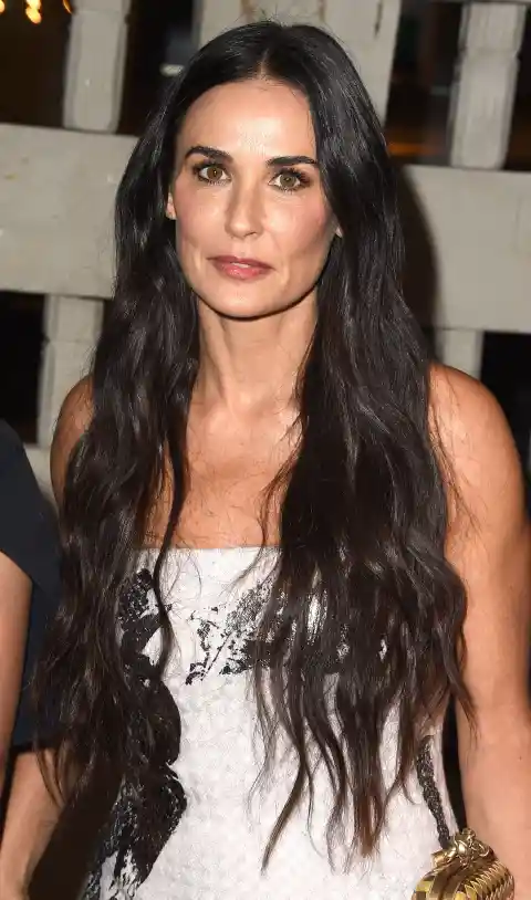 5 Top Female Celebrities Discuss Aging Gracefully — 60+ Photos of Them over the Years