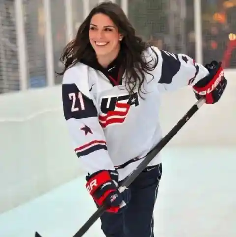 Hilary Knight