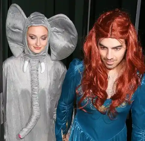 Joe Jonas & Sophie Turner as Sansa Stark & Elephant