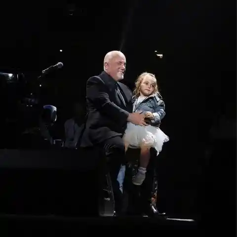 Billy Joel’s Daughter, Della