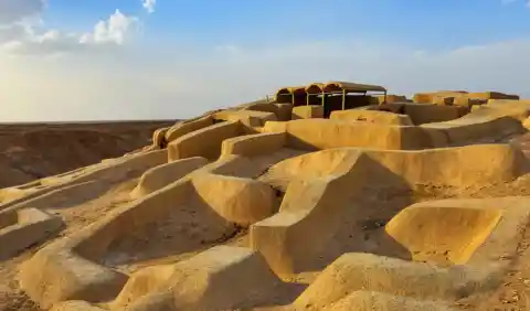 24. The Lost City of Shahr-e Sukhteh