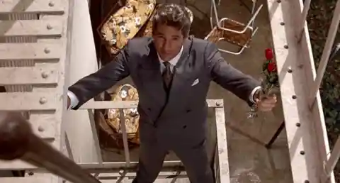 20. When they first started filming, Richard Gere would walk around a lot. The director asked him to stay still instead.