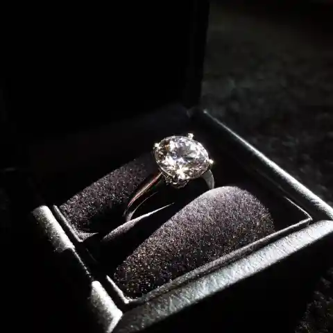 I Found a Diamond Ring on a Supermarket Shelf and Returned It to Its Owner — the Next Day, a Man in a Mercedes Showed Up at My Door