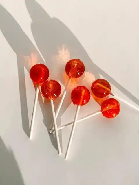 Color Your Drinks with Lollipop