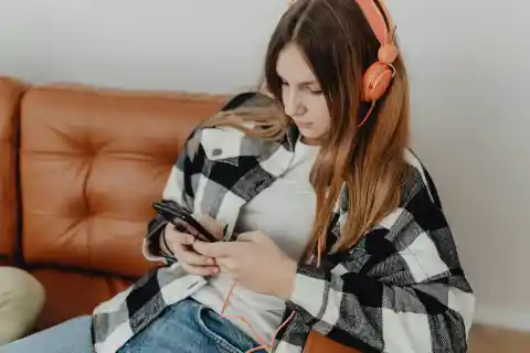 Telling Her Friends