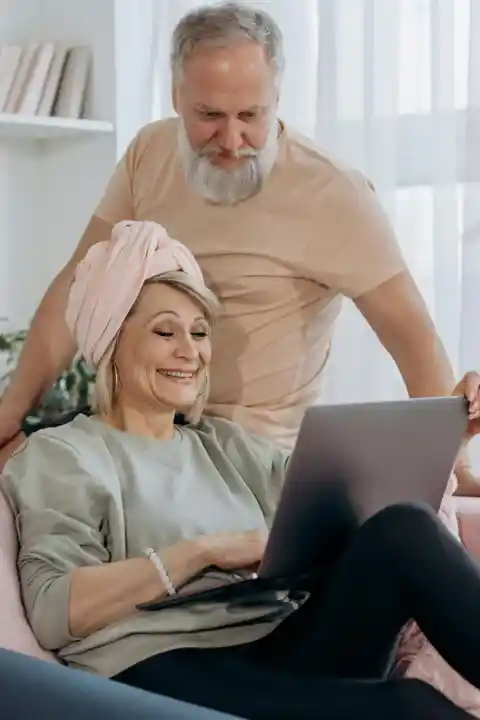 I Showed Up at My Parents' for Easter Only to Find Out My Older Sister Kicked Them Out and Made Them Live in Their Own Garage – It Was Her Biggest Mistake