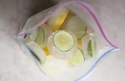 Another Cocktail Trick Using a Ziplock Bag